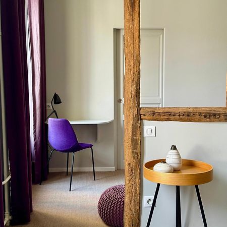 Wisteria Bed & Breakfast Fontainebleau Bagian luar foto