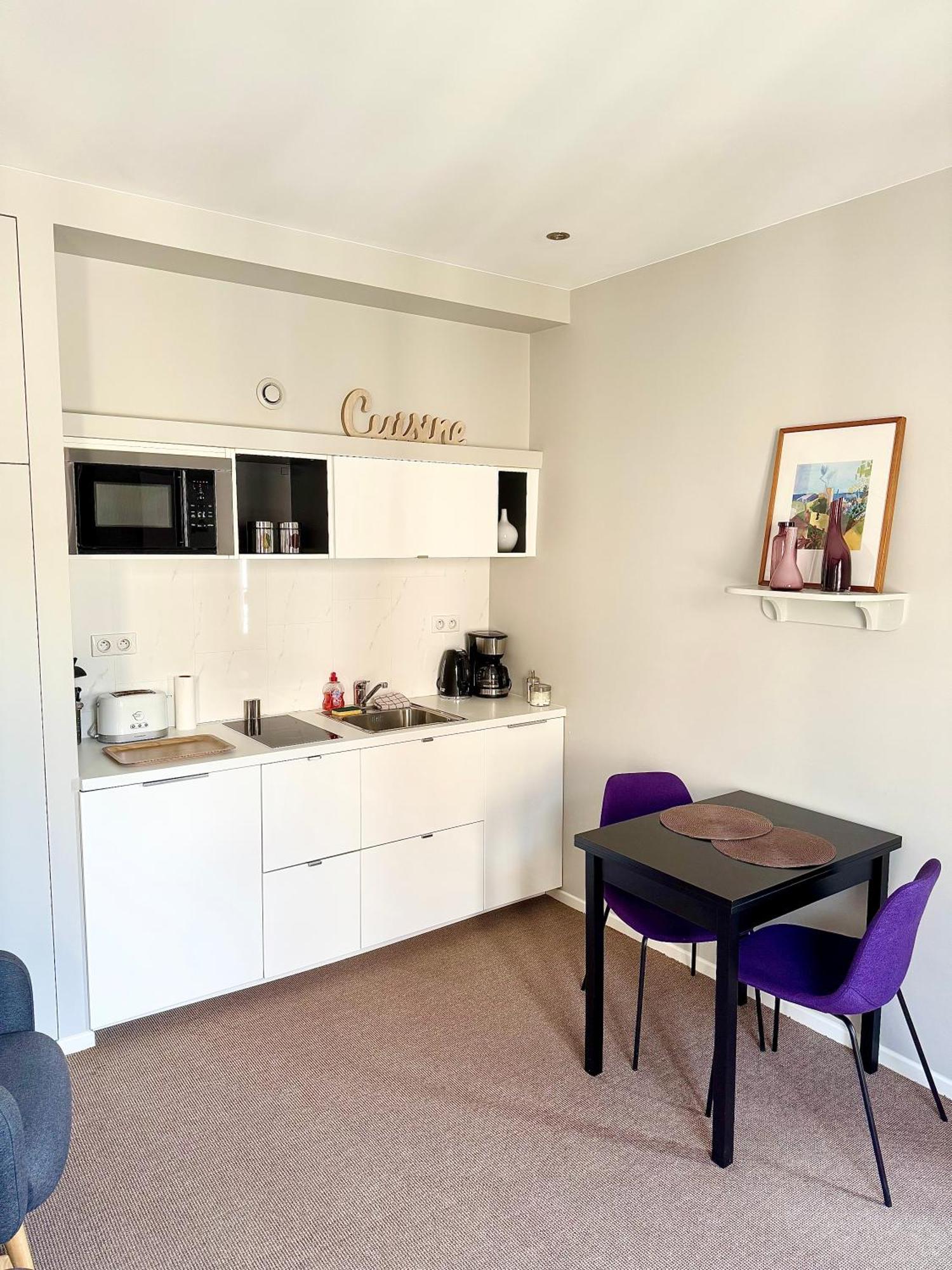 Wisteria Bed & Breakfast Fontainebleau Ruang foto